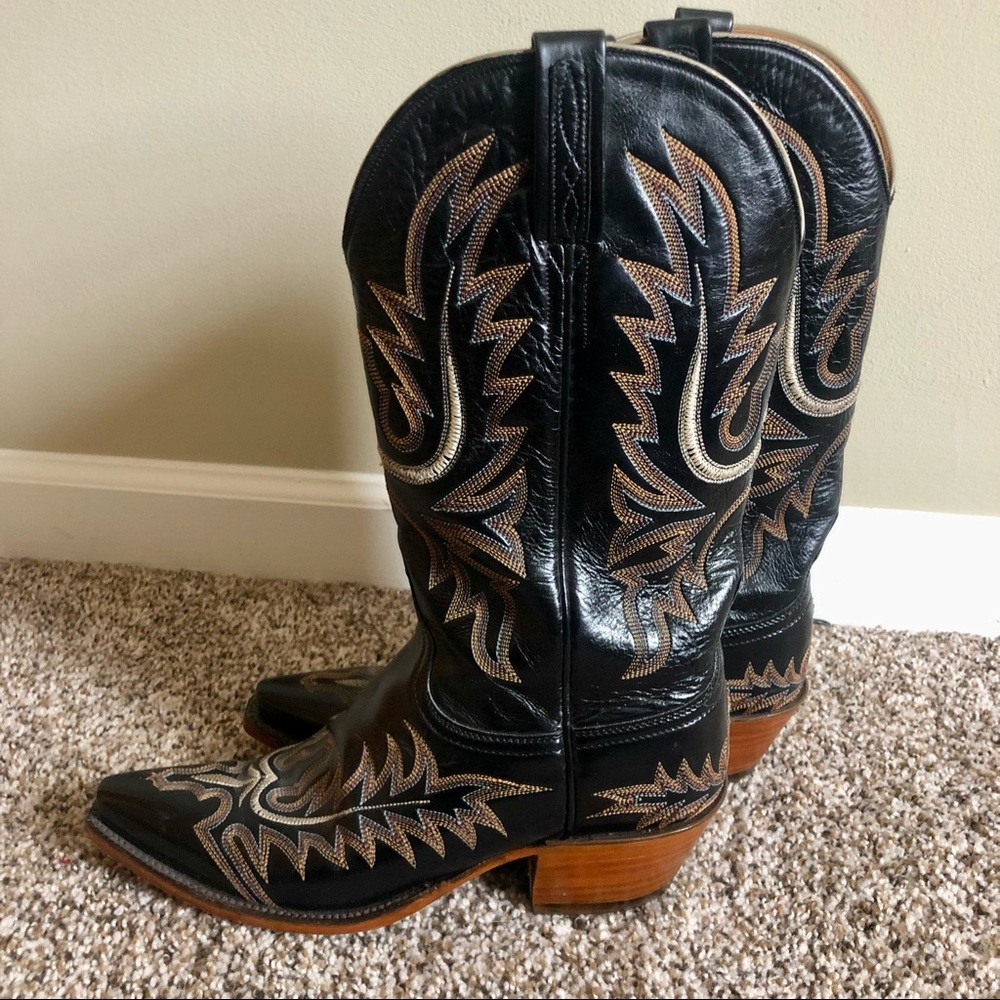 Vintage Lucchese Classics Handmade boots, size 7